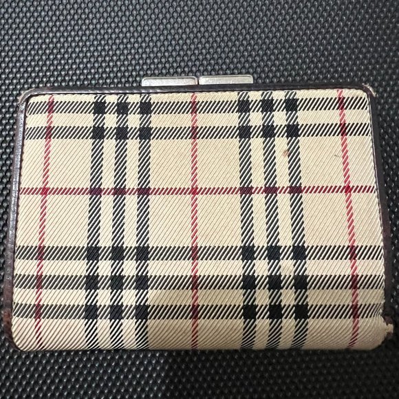 Burberry Nova Check Kiss Lock Wallet - Picture 9 of 9